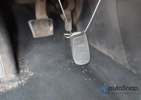 2015 Chrysler 200 Limited z USA, uszkodzony, nr VIN 1C3CCCAB7FN666892